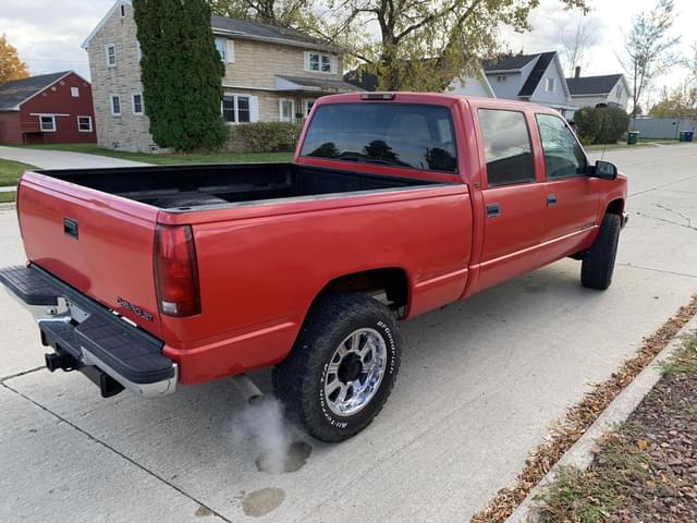 Image of Chevrolet K2500 equipment image 3