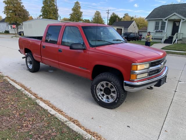 Image of Chevrolet K2500 equipment image 4