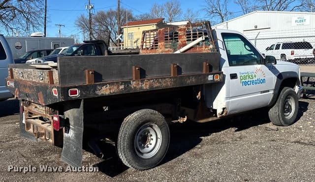 Image of Chevrolet K2500 equipment image 4