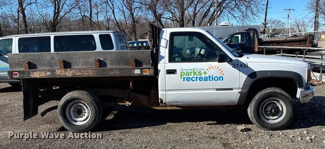 Image of Chevrolet K2500 equipment image 3