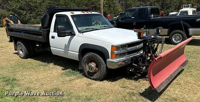 Image of Chevrolet K3500 equipment image 2