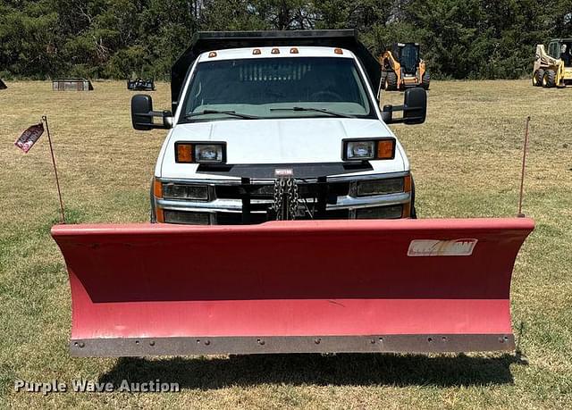 Image of Chevrolet K3500 equipment image 1