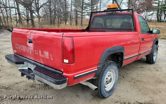 Image of Chevrolet K3500 equipment image 4