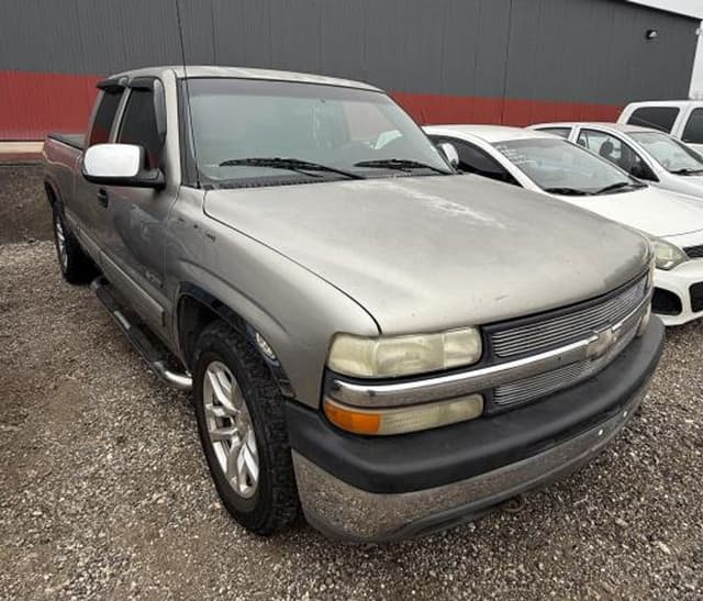 Image of Chevrolet 1500 equipment image 1