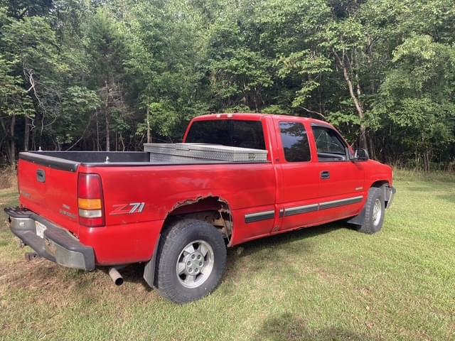 Image of Chevrolet 1500 equipment image 1