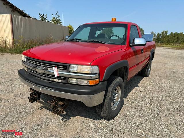 Image of Chevrolet 1500 equipment image 1