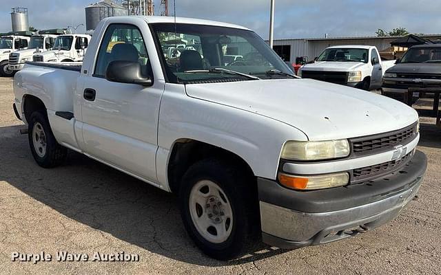 Image of Chevrolet 1500 equipment image 2