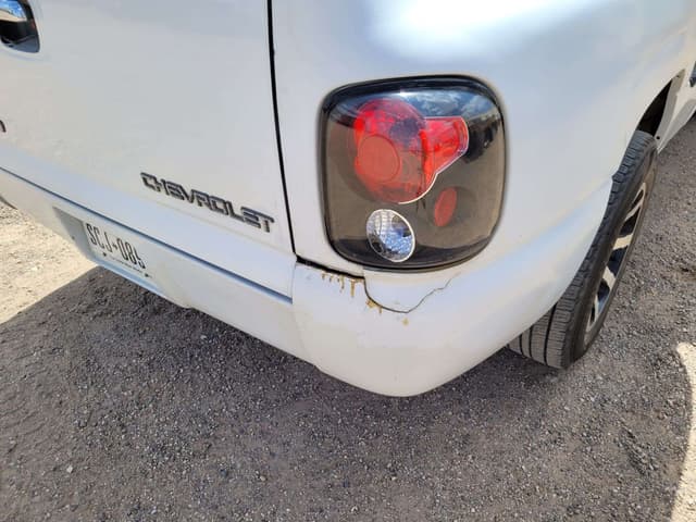 Image of Chevrolet 1500 equipment image 3