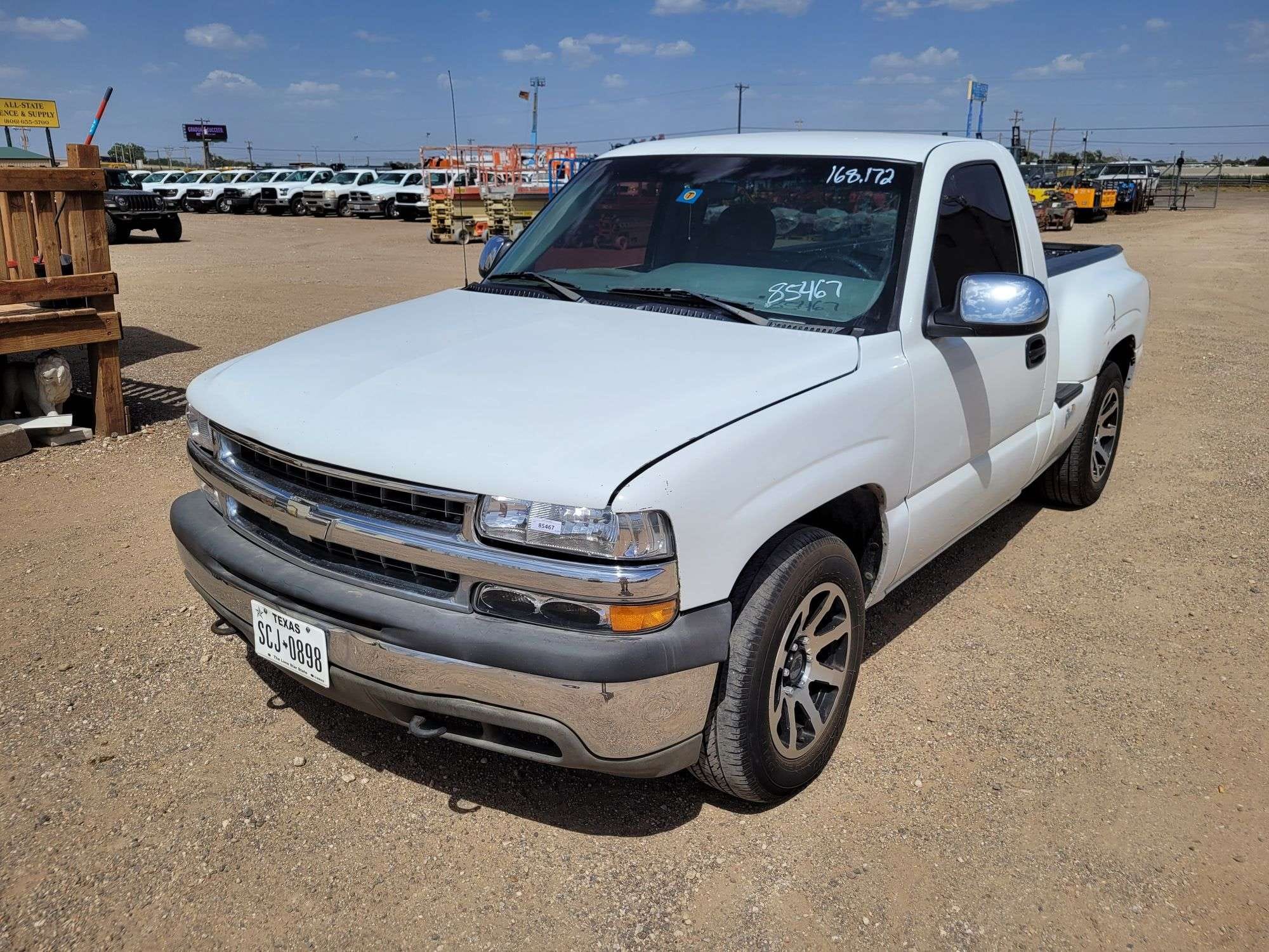 2000 Chevrolet 1500 Equipment Image0