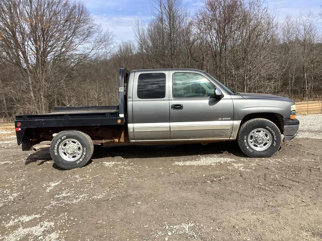 Image of Chevrolet 2500 Primary image