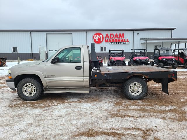 Image of Chevrolet 2500 equipment image 4