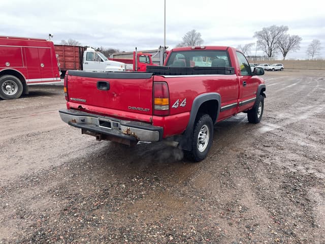 Image of Chevrolet 2500 equipment image 4