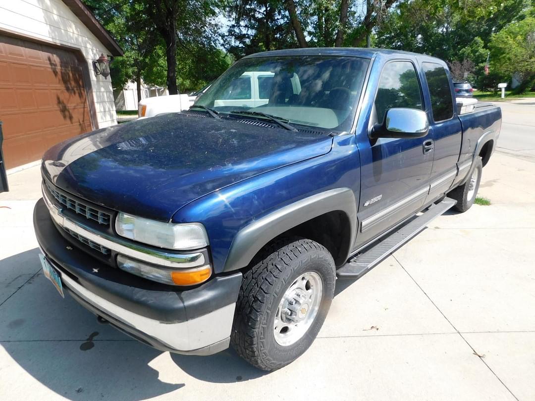 Image of Chevrolet 2500HD Primary image