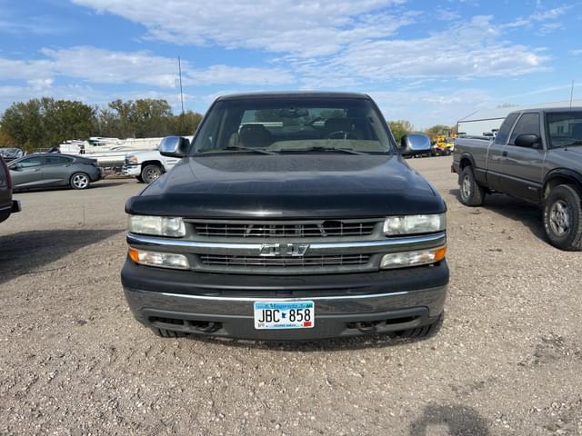 Image of Chevrolet 1500 equipment image 1