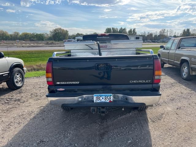 Image of Chevrolet 1500 equipment image 4