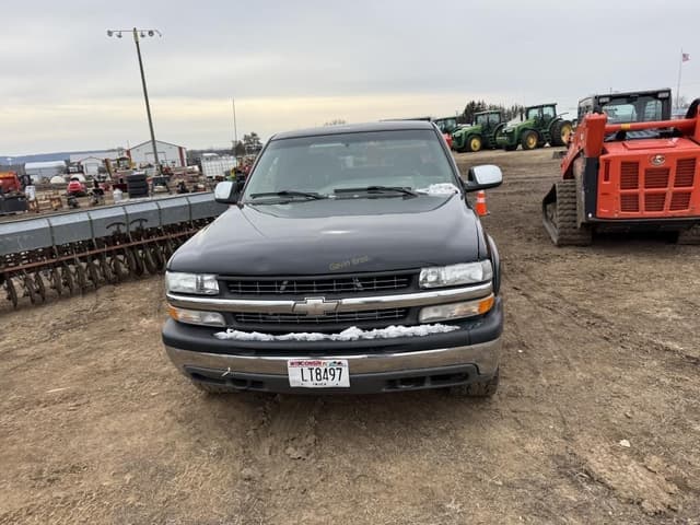 Image of Chevrolet 1500 equipment image 1