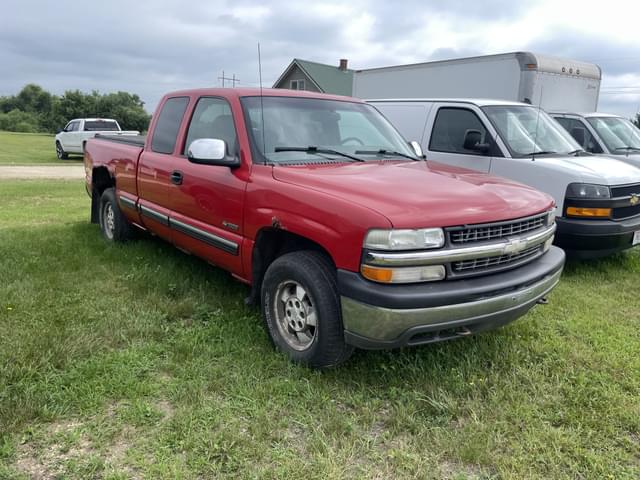 Image of Chevrolet 1500 equipment image 2