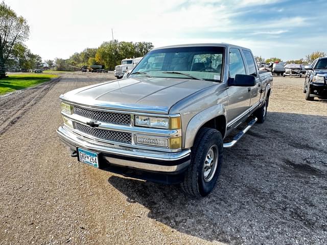 Image of Chevrolet 2500 equipment image 1