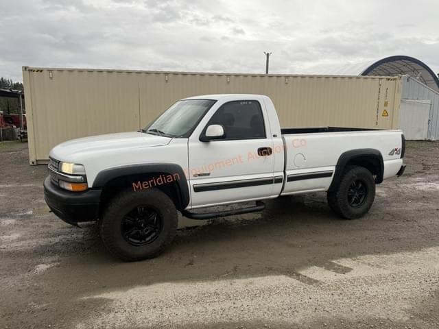 Image of Chevrolet 1500 equipment image 1