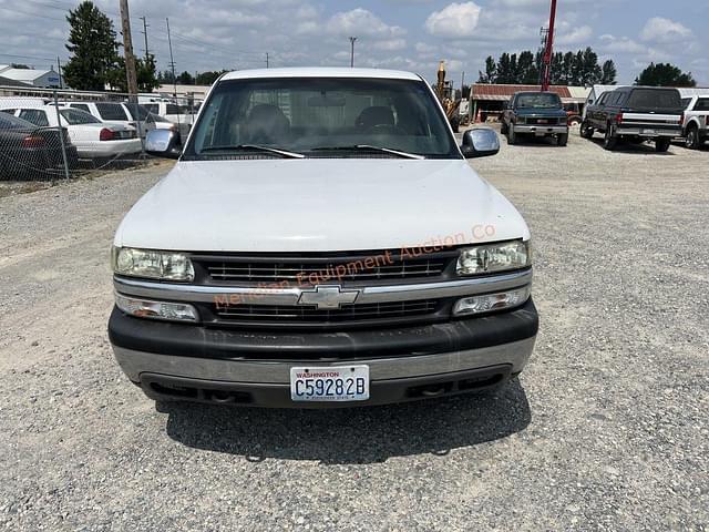 Image of Chevrolet 1500 equipment image 1