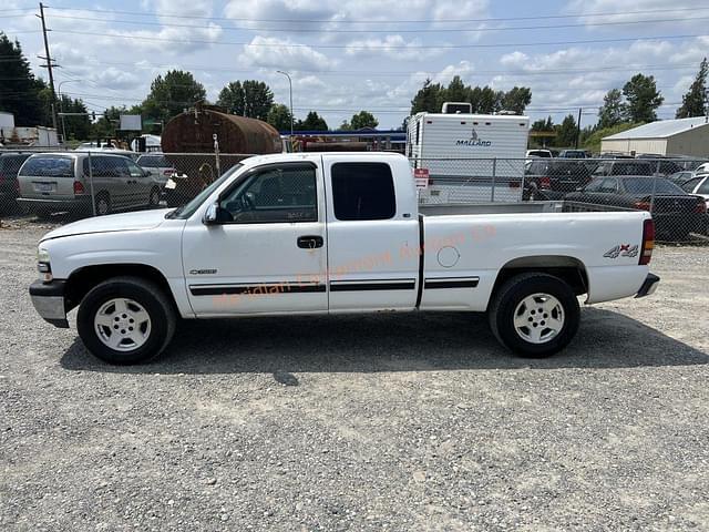 Image of Chevrolet 1500 equipment image 2