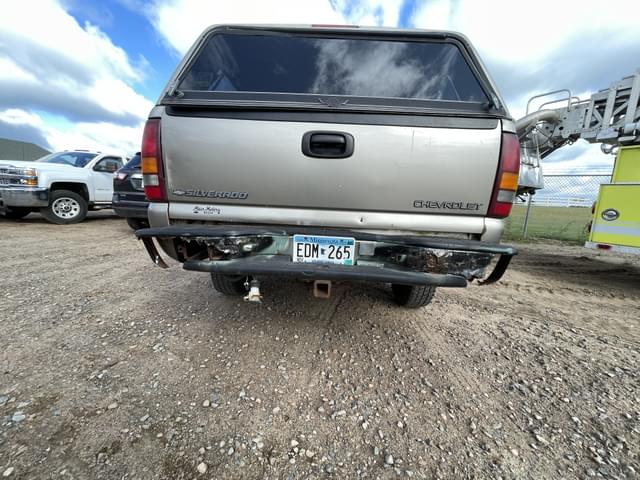 Image of Chevrolet 2500 equipment image 4