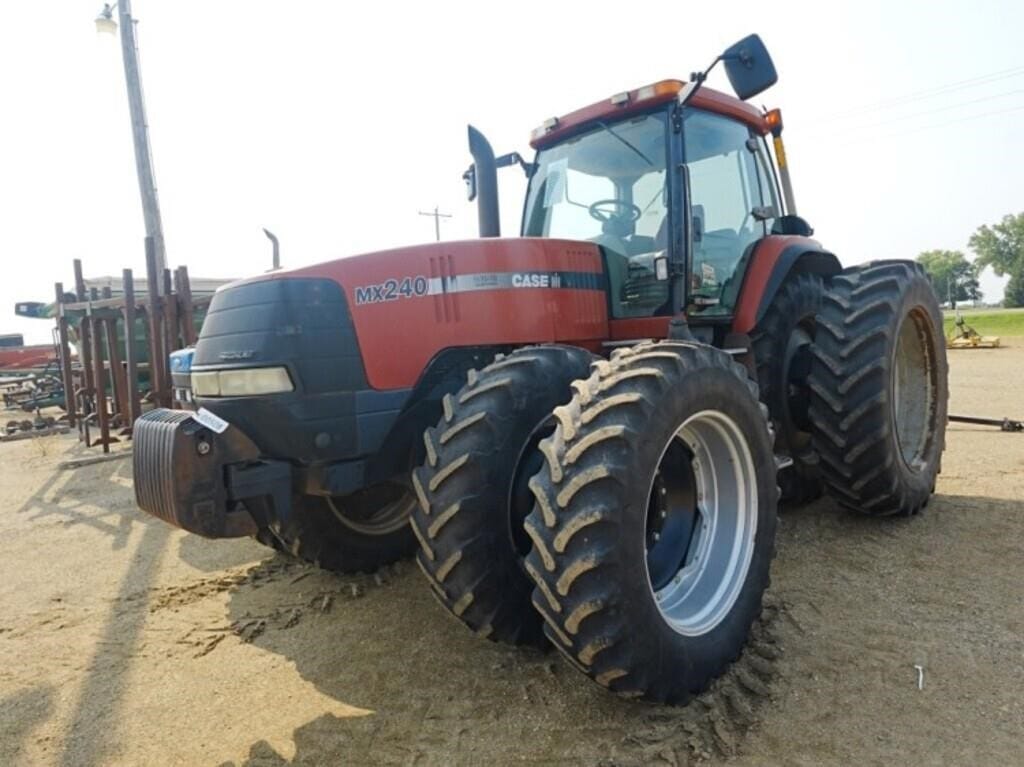 2000 Case IH MX240 Equipment Image0