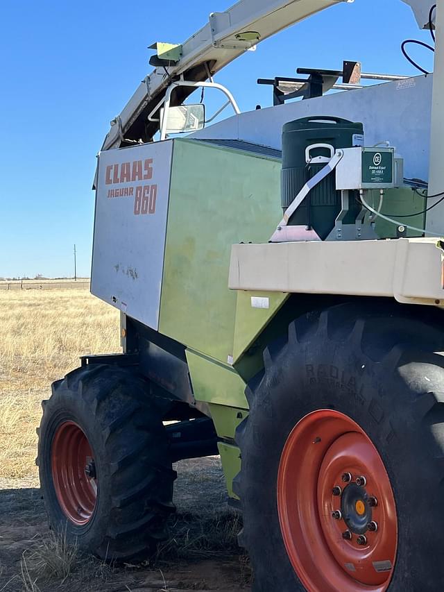 Image of CLAAS Jaguar 860 equipment image 3