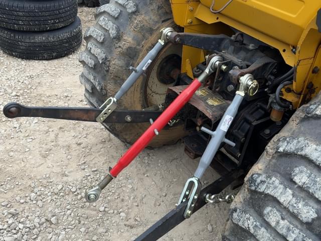 Image of Cub Cadet 7305 equipment image 4