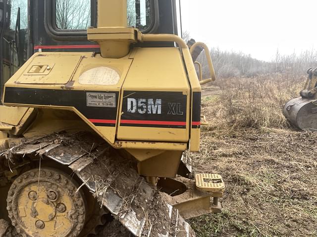 Image of Caterpillar D5MXL equipment image 4