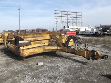 Main image John Deere 1812C