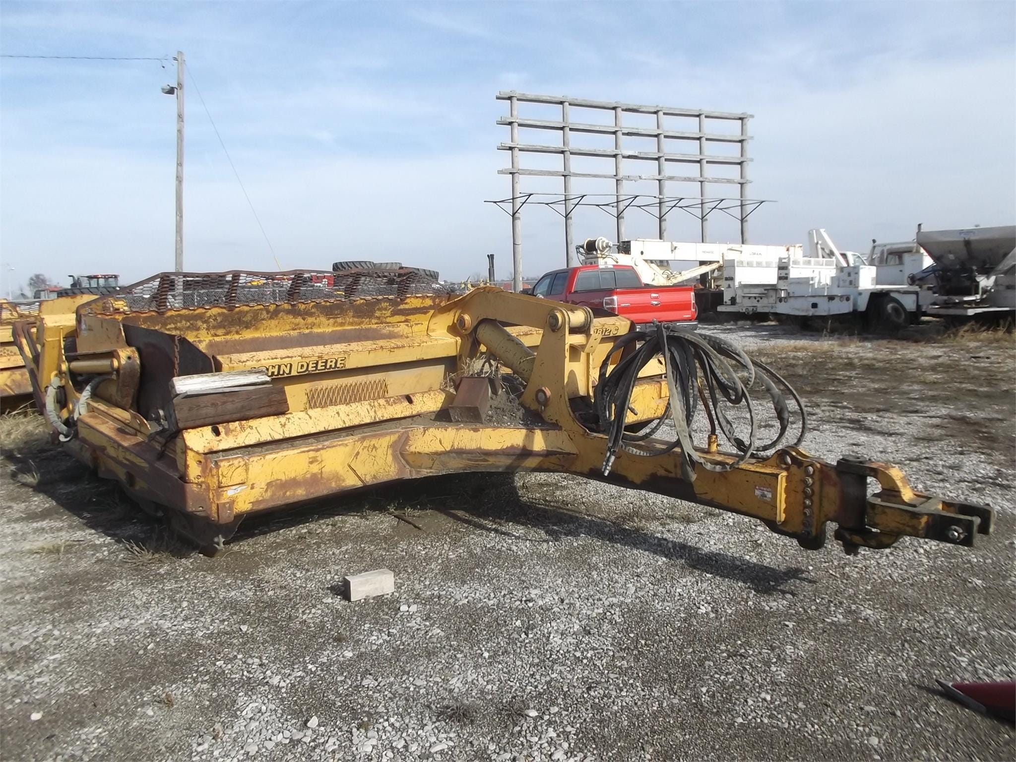 2000 John Deere 1812C Equipment Image0