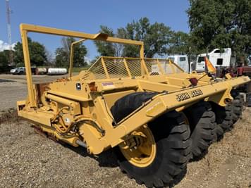 Main image John Deere 1812C