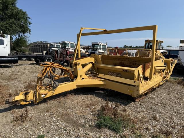 Image of John Deere 1812C equipment image 1