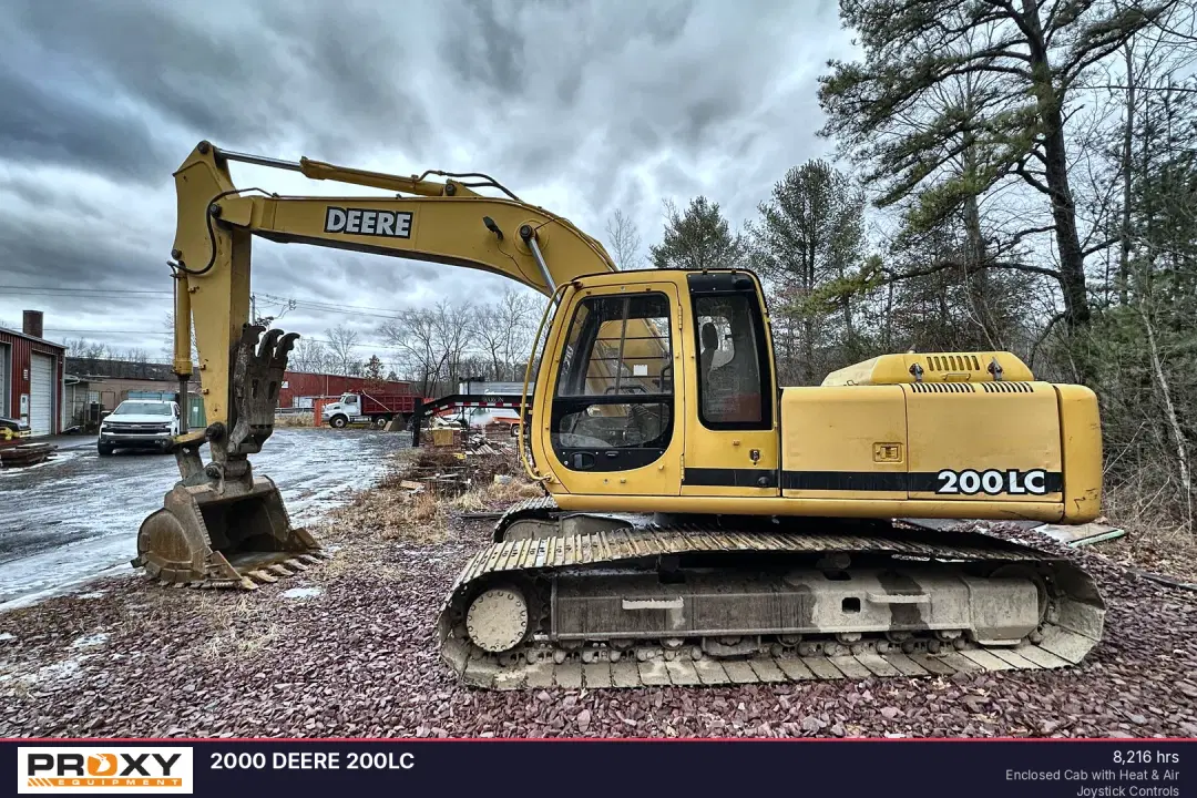 Image of John Deere 200LC Primary image