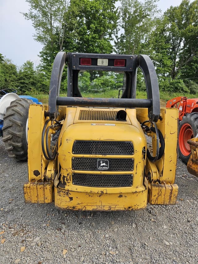 Image of John Deere 240 equipment image 4
