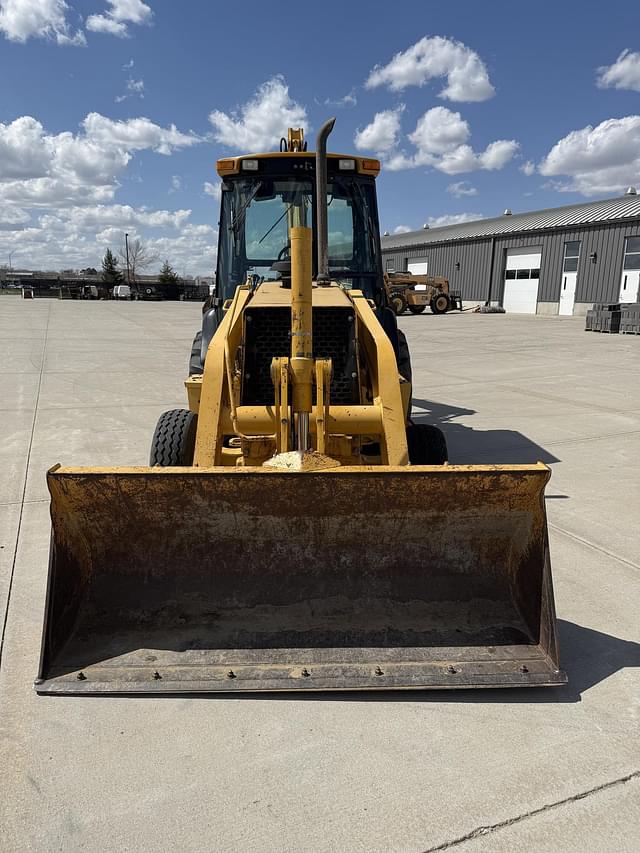 Image of John Deere 310E equipment image 3