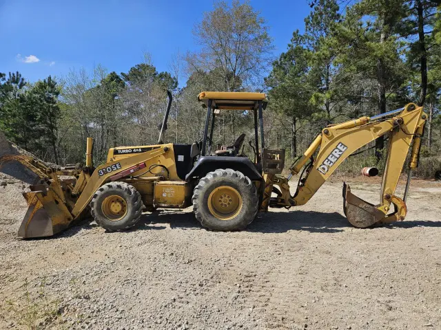 Image of John Deere 310SE equipment image 4