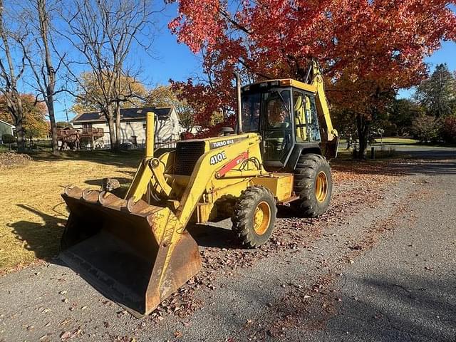 Image of John Deere 410E equipment image 2