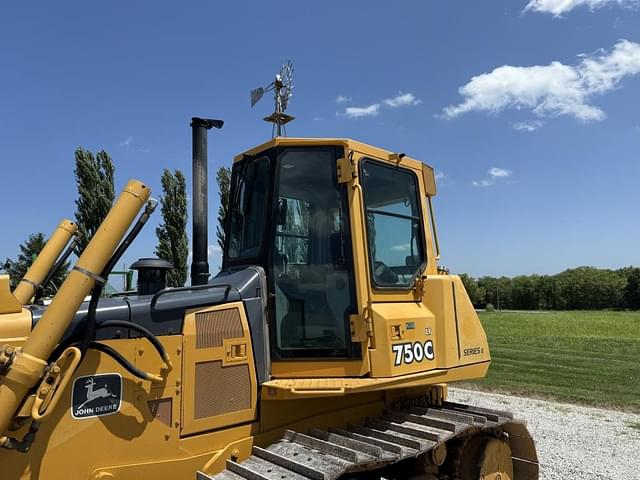 Image of John Deere 750C equipment image 4