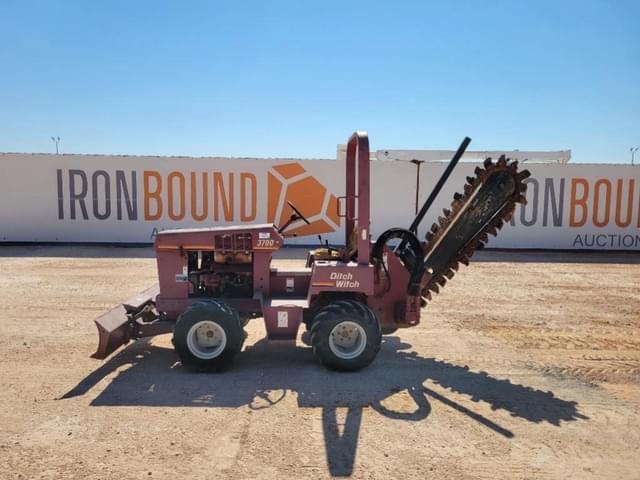 Image of Ditch Witch 3700 equipment image 1