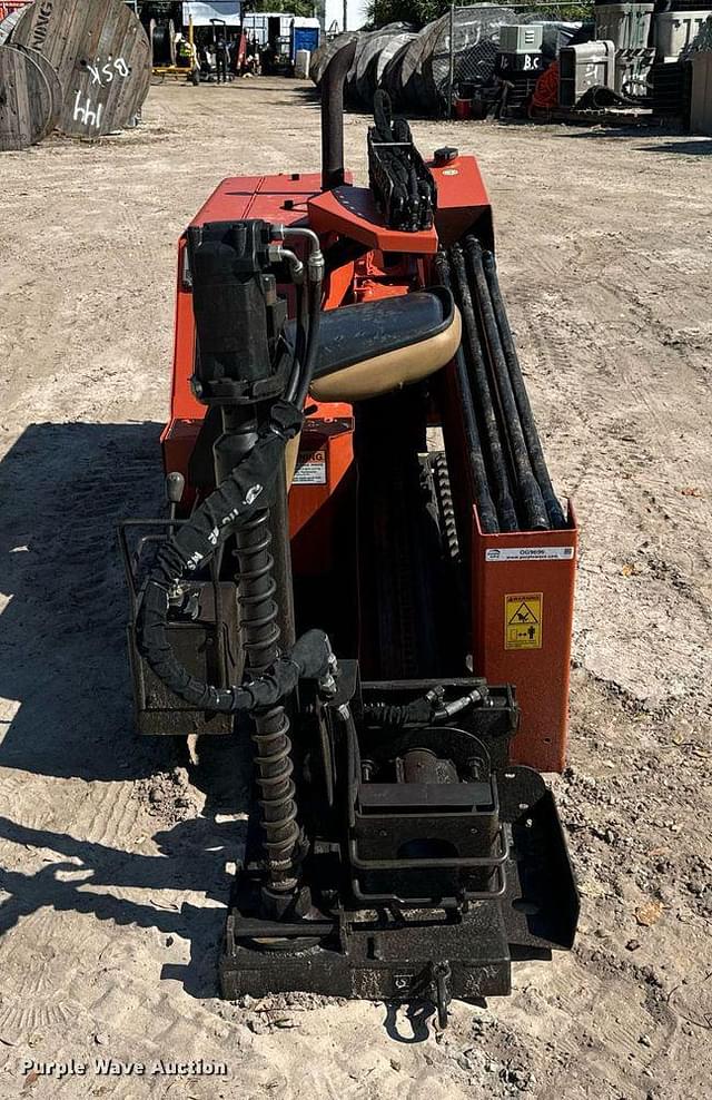 Image of Ditch Witch JT520 equipment image 1