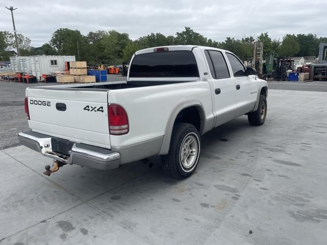 Image of Dodge Dakota equipment image 3