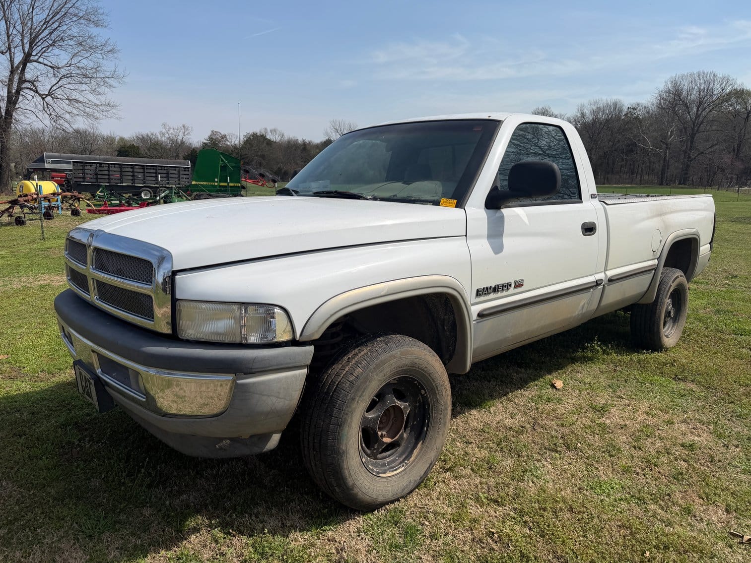 2000 Dodge Ram 1500 Equipment Image0