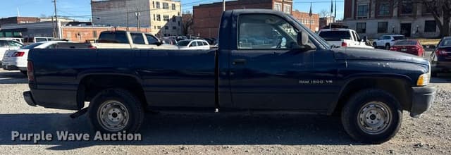 Image of Dodge Ram 1500 equipment image 3