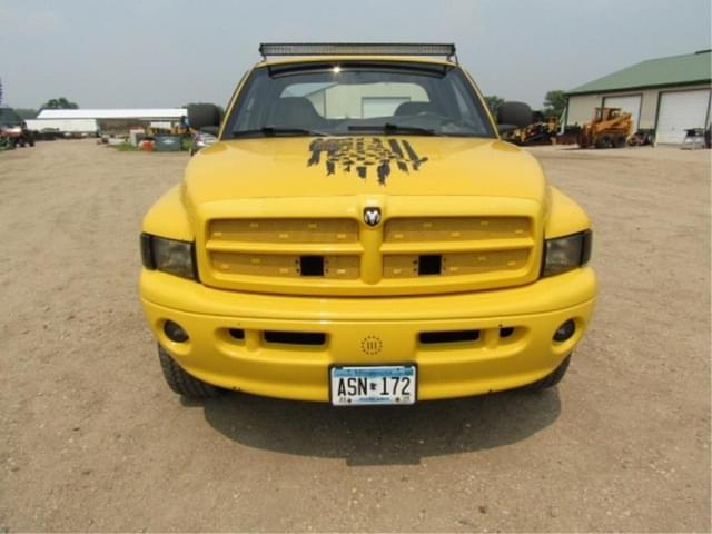 Image of Dodge Ram 1500 equipment image 4