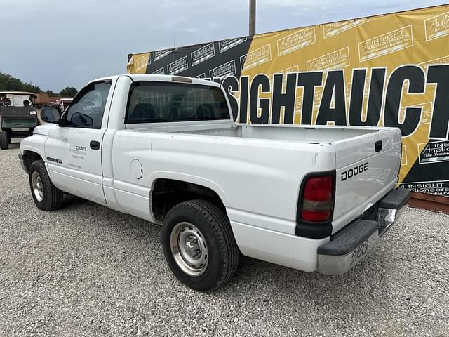Image of Dodge Ram 1500 equipment image 1