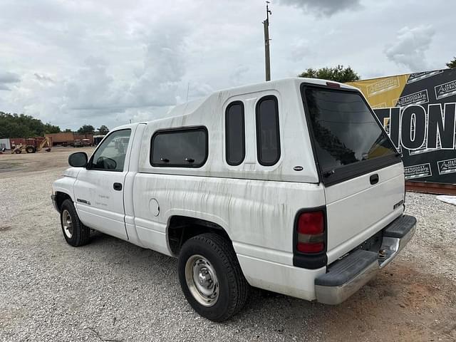 Image of Dodge Ram 1500 equipment image 1