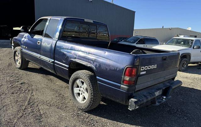 Image of Dodge Ram 1500 equipment image 3