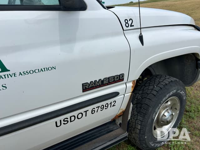 Image of Dodge Ram 2500 equipment image 4